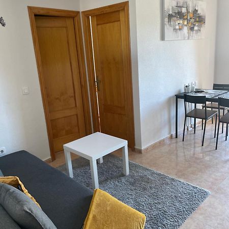 Nice Apartment Near The Park Torrevieja Exterior foto